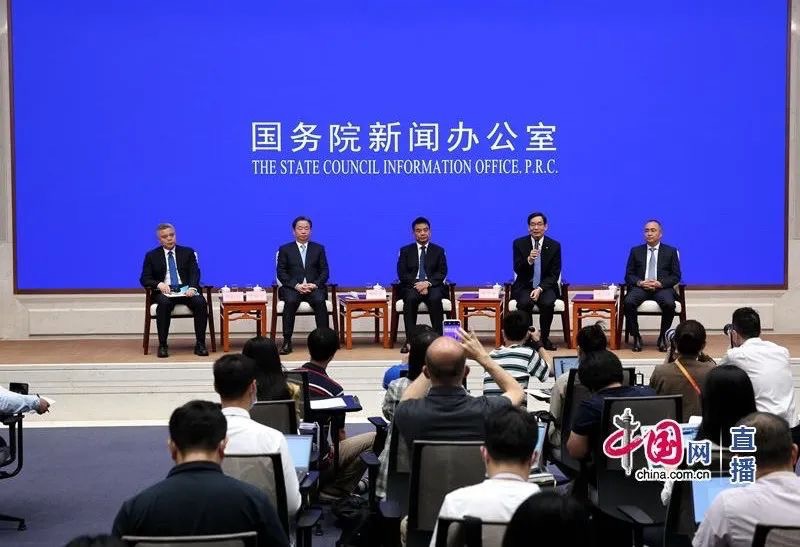 中表记者碰头会上，周育先谈若何弘扬企业家心灵